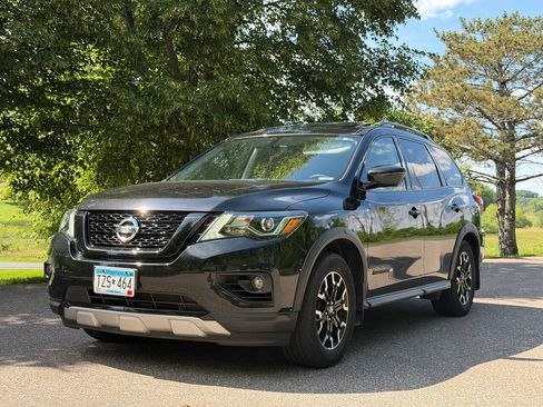 Used 2020 Nissan Pathfinder SL AWD/4WD image 1