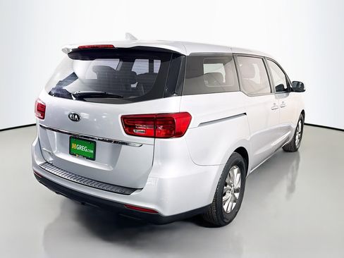 Used 2019 Kia Sedona L FWD image 10