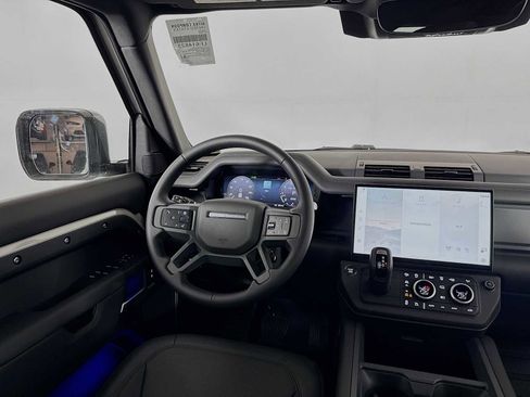 New 2026 Land Rover Defender 110 X-Dynamic SE AWD/4WD image 23