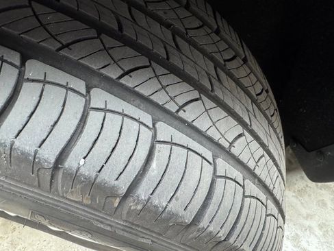 Used 2022 Ford Edge SEL w/ Convenience Package image 29