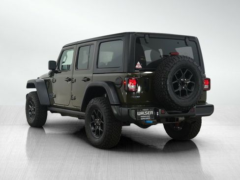Used 2024 Jeep Wrangler Unlimited AWD/4WD image 3
