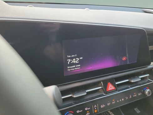 New 2026 Kia Niro Wind FWD image 18