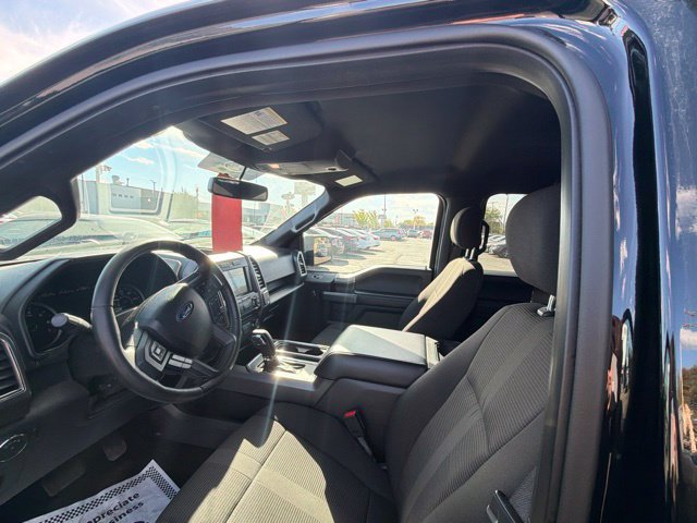 Used 2017 Ford F150 XLT w/ Equipment Group 302A Luxury AWD/4WD image 27