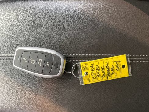Used 2020 GMC Terrain SLE w/ Driver Convenience Package AWD/4WD image 33
