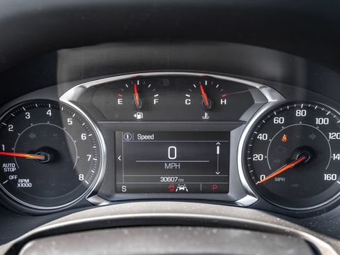 Used 2023 GMC Terrain SLE w/ Driver Convenience Package FWD image 25