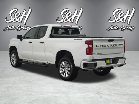 Used 2019 Chevrolet Silverado 1500 Custom w/ Trailering Package AWD/4WD image 13