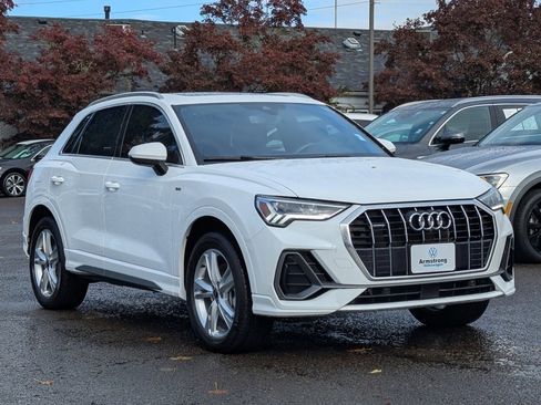 Used 2024 Audi Q3 2.0T Premium Plus image 7