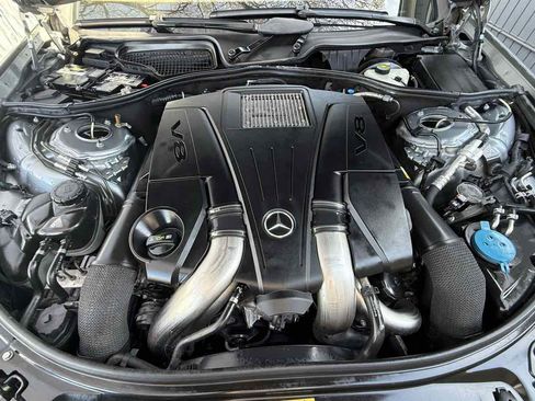 Used 2012 Mercedes-Benz S 550 4MATIC Sedan image 34