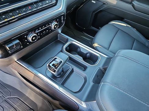 Used 2024 GMC Sierra 1500 SLT image 20