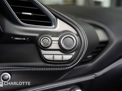 Used 2017 Ferrari 488 Spider image 28