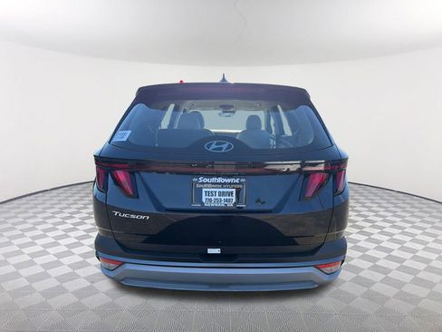 New 2026 Hyundai Tucson SE image 6