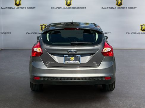 Used 2012 Ford Focus SE FWD image 4