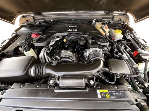 Used 2020 Jeep Wrangler Unlimited Sport image 30