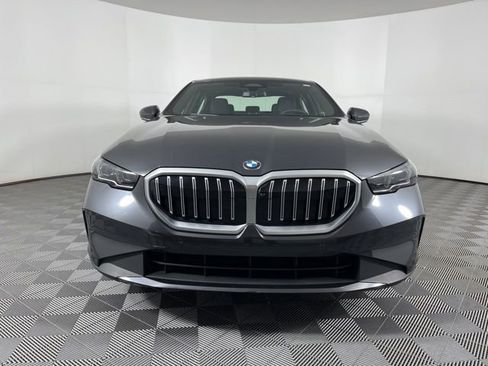 Used 2024 BMW 530i RWD image 5