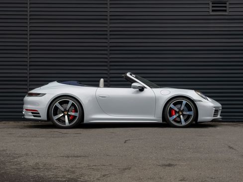 Certified 2024 Porsche 911 Carrera S RWD image 9