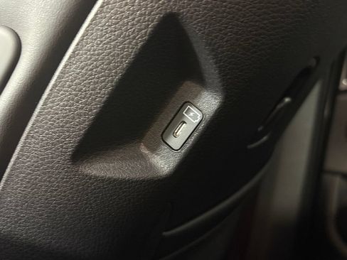 New 2026 Kia Carnival SX FWD image 36