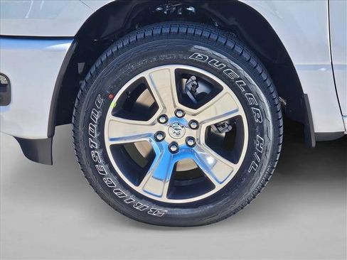 New 2026 RAM 1500 Express image 17