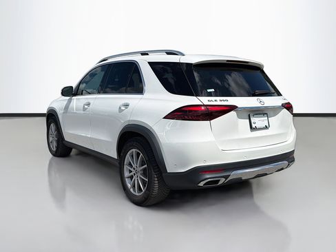Used 2024 Mercedes-Benz GLE 350 4MATIC image 3