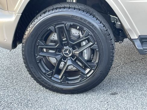 Certified 2025 Mercedes-Benz G 63 AMG 4MATIC image 15