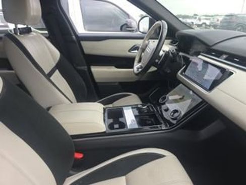 Used 2019 Land Rover Range Rover Velar R-Dynamic SE AWD/4WD image 6