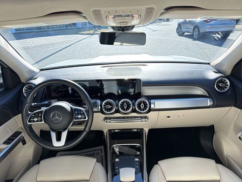 Used 2021 Mercedes-Benz GLB 250 GLB 250 image 28