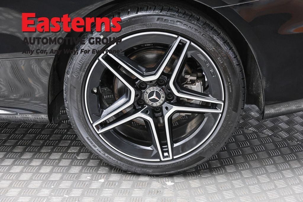 Used 2023 Mercedes-Benz C 300 4MATIC Coupe w/ AMG Line image 10