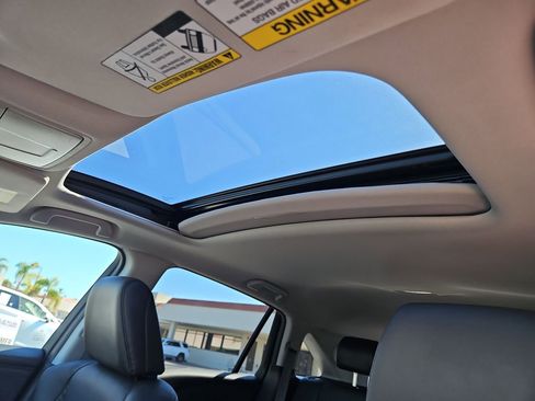 Used 2018 Acura RDX w/ Technology Package image 30