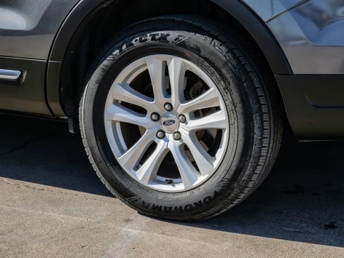 Used 2019 Ford Explorer XLT w/ Equipment Group 201A image 64