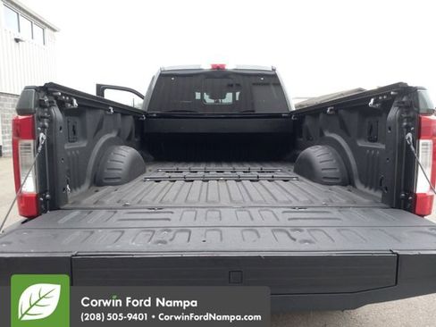 Used 2017 Ford F250 Lariat w/ Tow Technology Bundle image 28