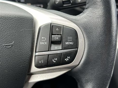 Used 2022 Ford Explorer XLT w/ Equipment Group 202A image 15