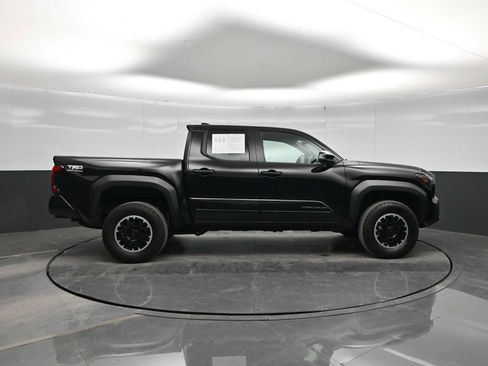 Used 2024 Toyota Tacoma TRD Off-Road w/ TRD Off Road Upgrade Package AWD/4WD image 9