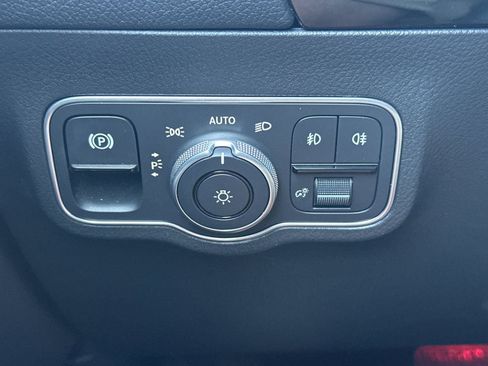 Certified 2026 Mercedes-Benz GLA 250 4MATIC image 30