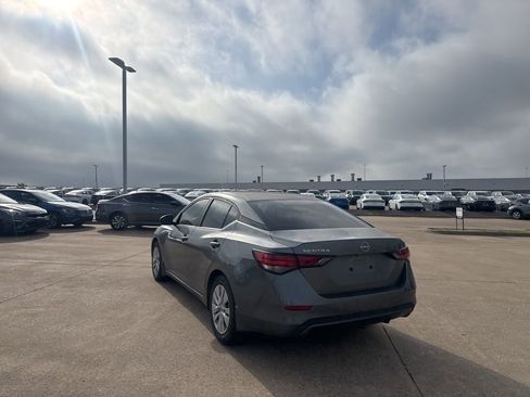 Used 2024 Nissan Sentra S w/ Lighting Package image 11