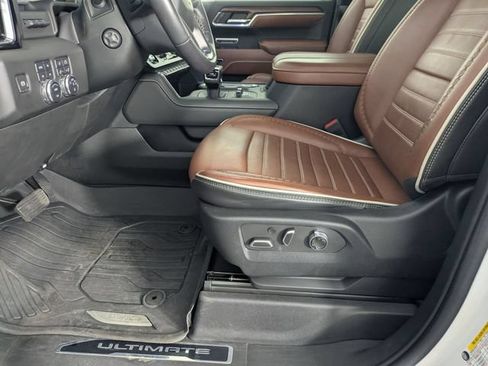 Used 2023 GMC Sierra 1500 Denali Ultimate AWD/4WD image 12
