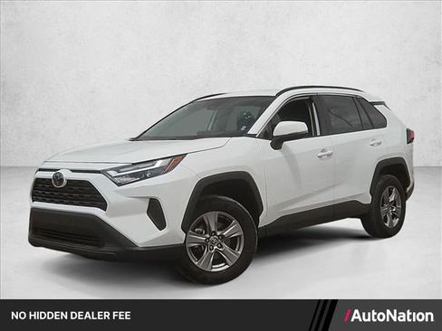 Used 2024 Toyota RAV4 XLE FWD image 1