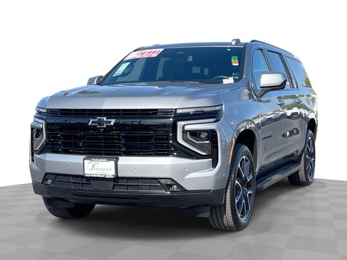 Certified 2026 Chevrolet Suburban RST RWD image 1