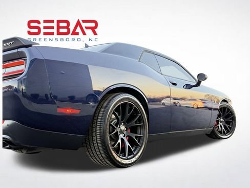 Used 2015 Dodge Challenger SRT Hellcat image 12