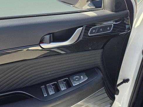 Used 2024 Hyundai Palisade Calligraphy image 24