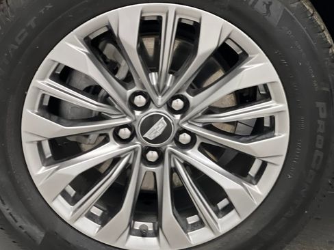 Used 2024 Cadillac XT4 Premium Luxury image 64