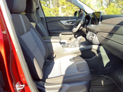 Used 2024 Chevrolet Blazer LT w/ Convenience Package image 31