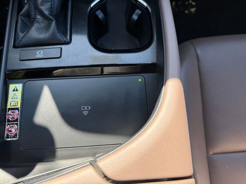 Used 2023 Lexus ES 350 w/ Premium Package FWD image 21