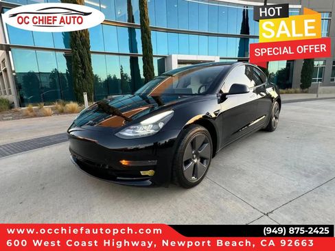 Used 2023 Tesla Model 3 Standard Range RWD image 1
