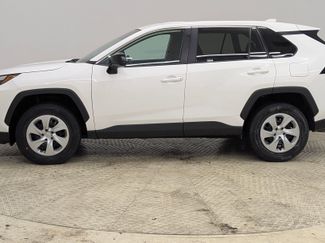 Used 2024 Toyota RAV4 LE video 2