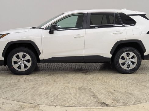 Used 2024 Toyota RAV4 LE image 2