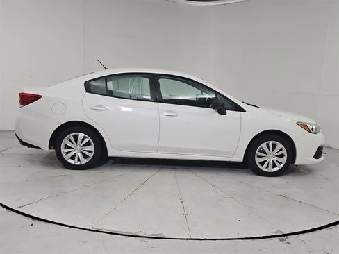 Used 2022 Subaru Impreza 2.0i image 7