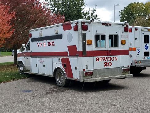 Used 1987 Ford E-350 and Econoline 350 image 14