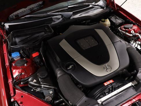 Used 2009 Mercedes-Benz SLK 300 image 16