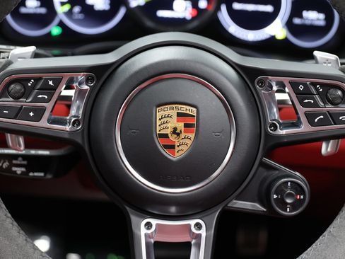 Used 2021 Porsche Cayenne Turbo S AWD/4WD image 27