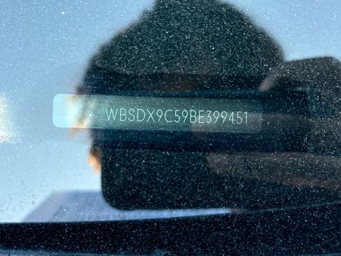 Used 2011 BMW M3 Convertible image 3