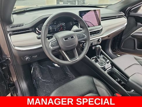 Used 2024 Jeep Compass Limited AWD/4WD image 15